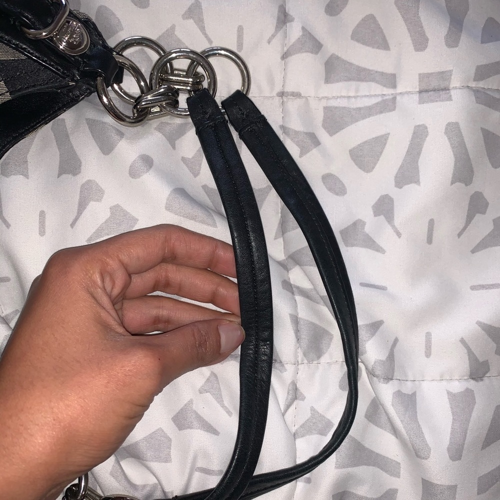 Authentic Coach - image 7